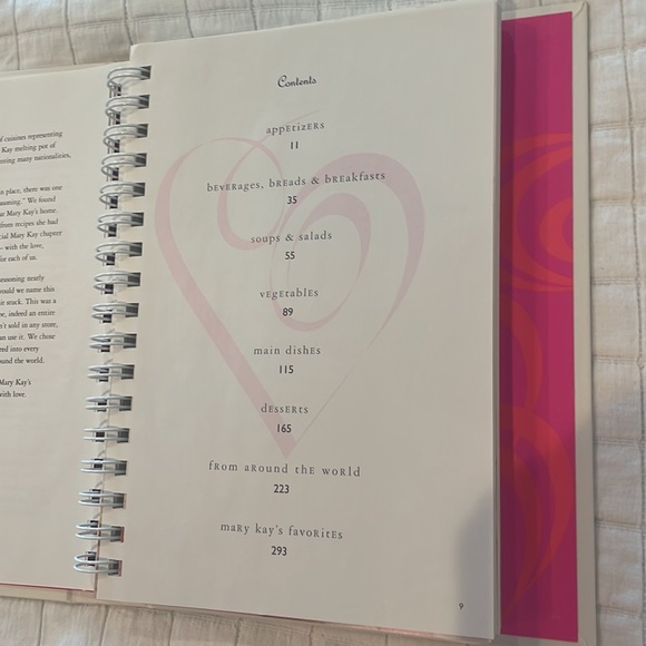 And stirred with love recipes and reflections by Mary Kay Ash family cookbook - Picture 4 of 13